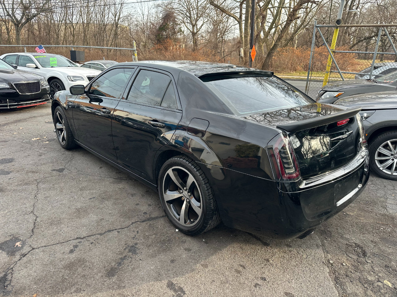 Used 2014 Chrysler 300 RWD image 8