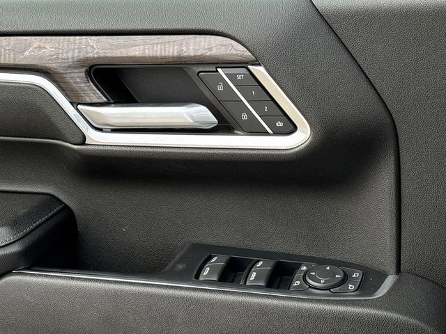 Used 2023 Chevrolet Silverado 1500 LTZ image 23