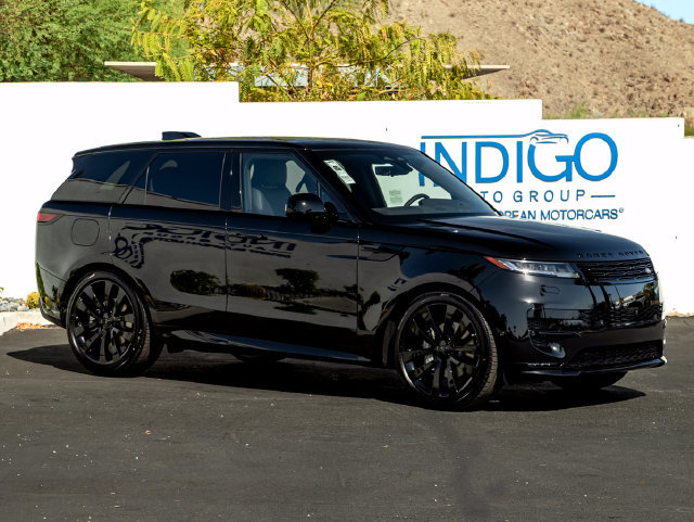 New 2026 Land Rover Range Rover Sport Dynamic SE AWD/4WD image 4