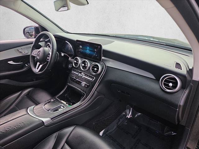 Used 2020 Mercedes-Benz GLC 300 image 19