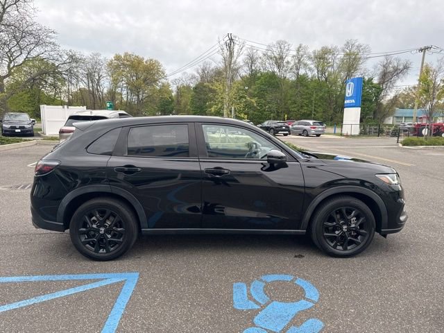 Used 2023 Honda HR-V Sport image 9
