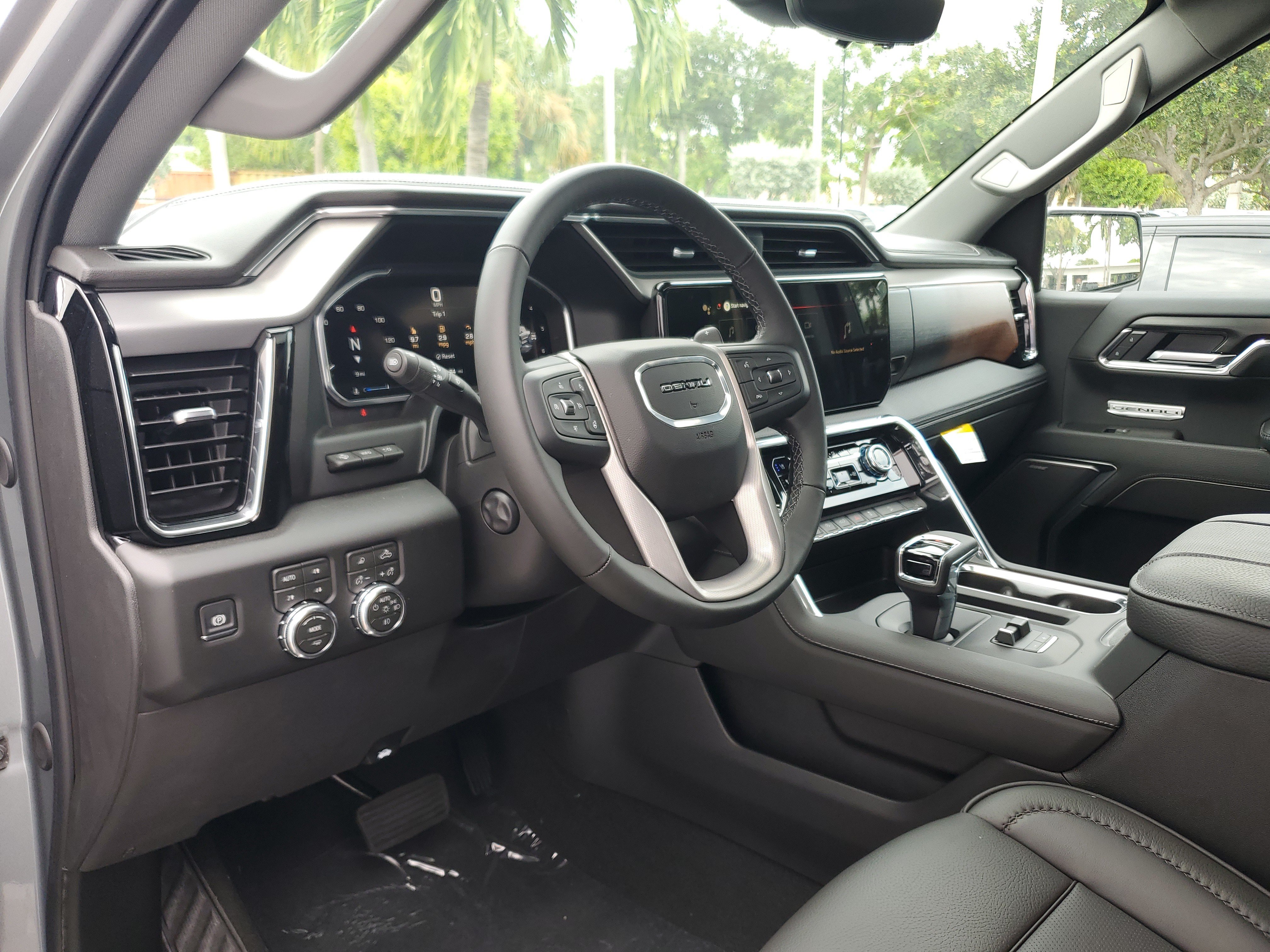 New 2026 GMC Sierra 1500 Denali w/ Denali Reserve Package AWD/4WD image 23