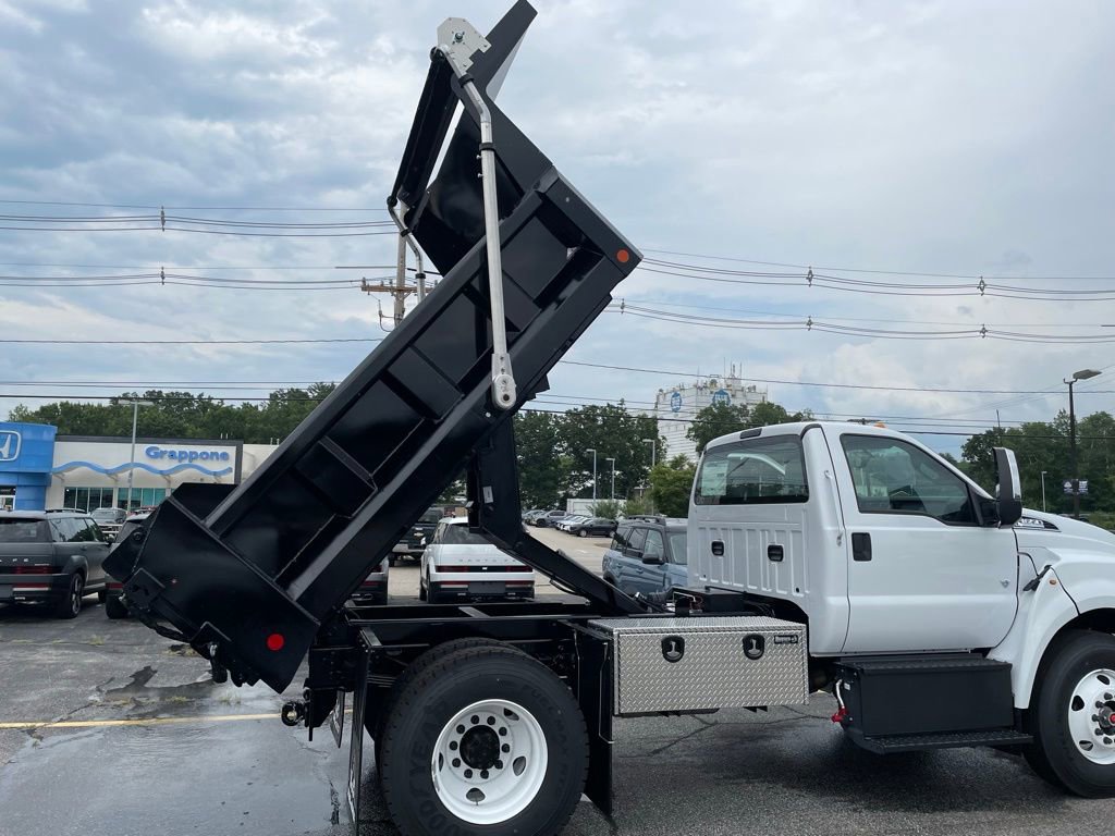 New 2025 Ford F650 2WD Regular Cab Super Duty image 27