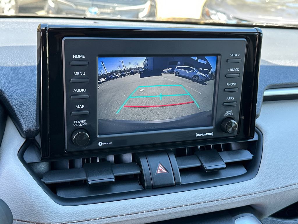 Used 2021 Toyota RAV4 XLE w/ Convenience Package image 30