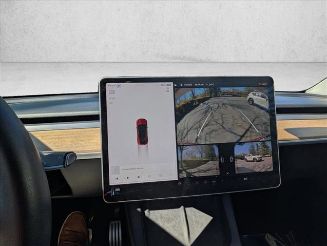 Used 2022 Tesla Model Y Performance image 15