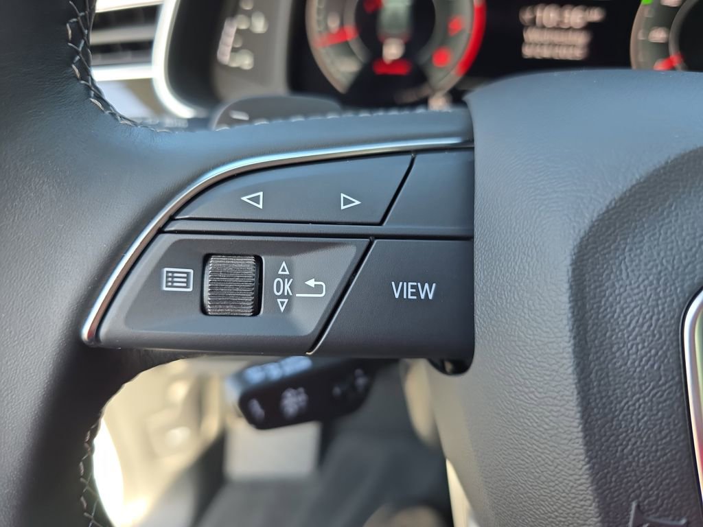 Used 2025 Audi Q8 Premium Plus w/ Premium Plus Package image 17