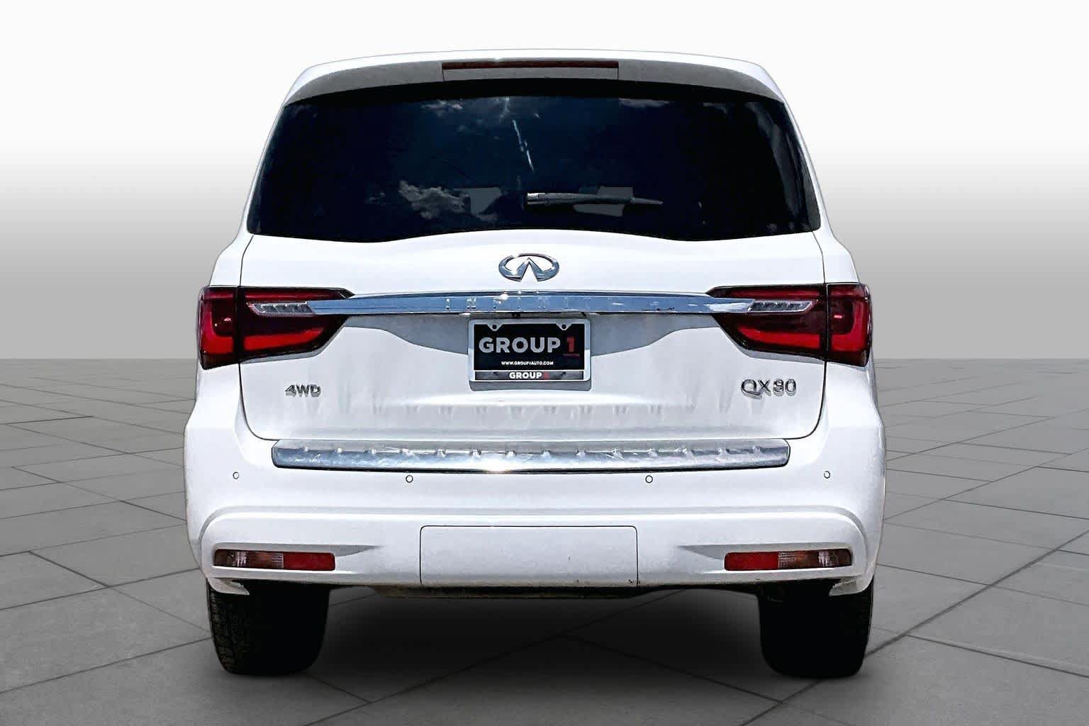 Used 2022 INFINITI QX80 Sensory w/ Cargo Package AWD/4WD image 5