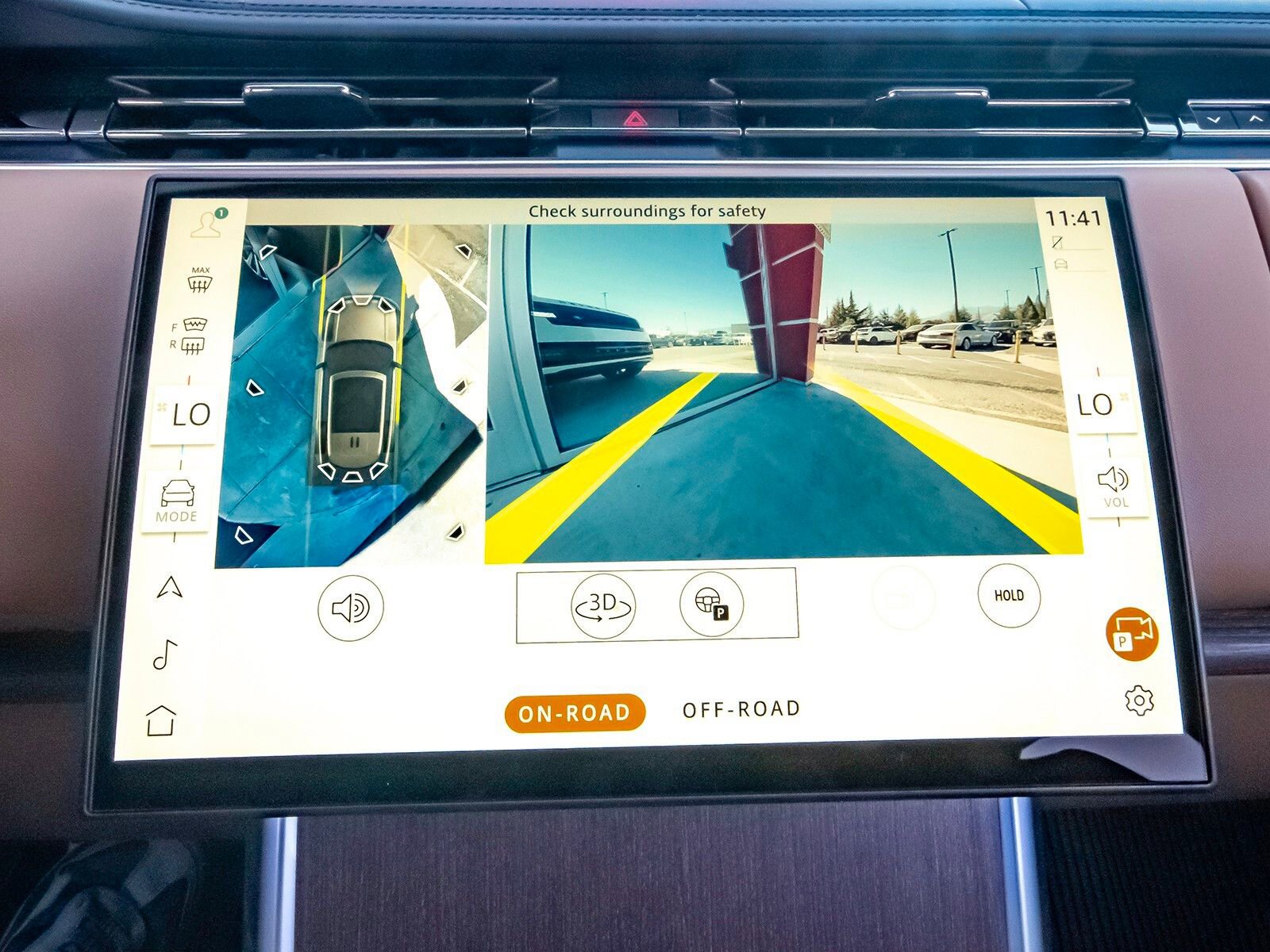 New 2025 Land Rover Range Rover SE image 21