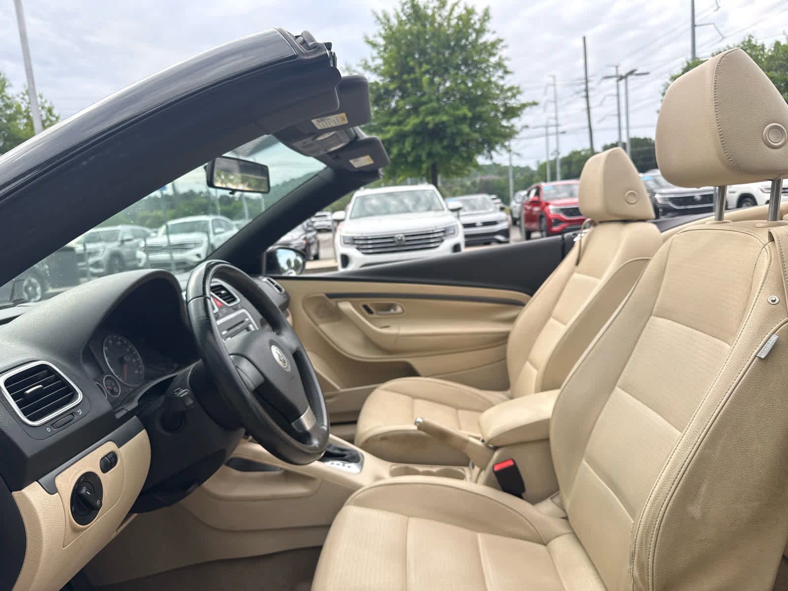 Used 2009 Volkswagen Eos Komfort FWD image 23