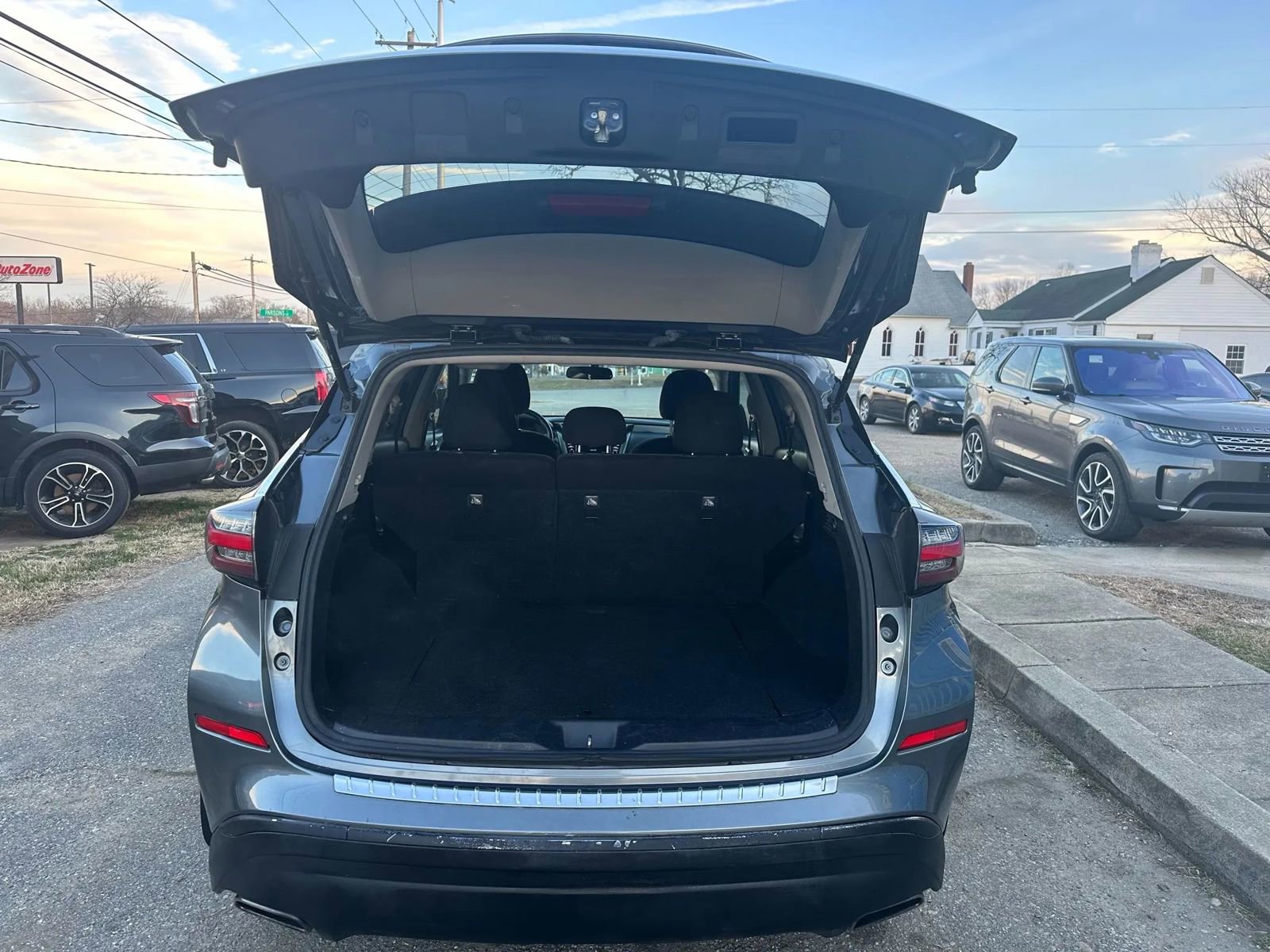 Used 2019 Nissan Murano S image 10