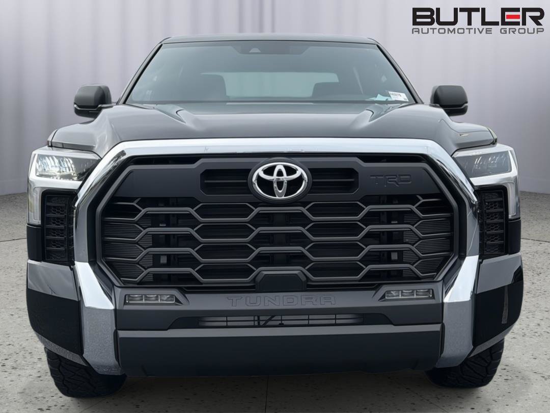 New 2026 Toyota Tundra SR5 w/ TRD Off-Road Package AWD/4WD image 9
