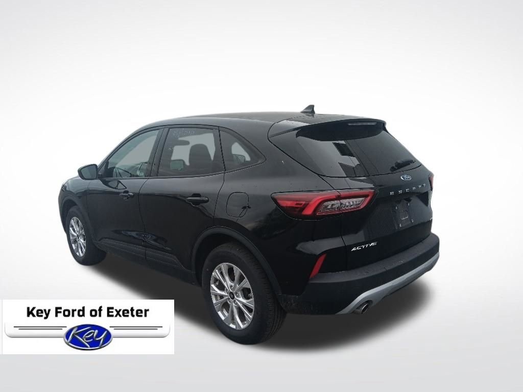 Used 2025 Ford Escape Active AWD/4WD image 9