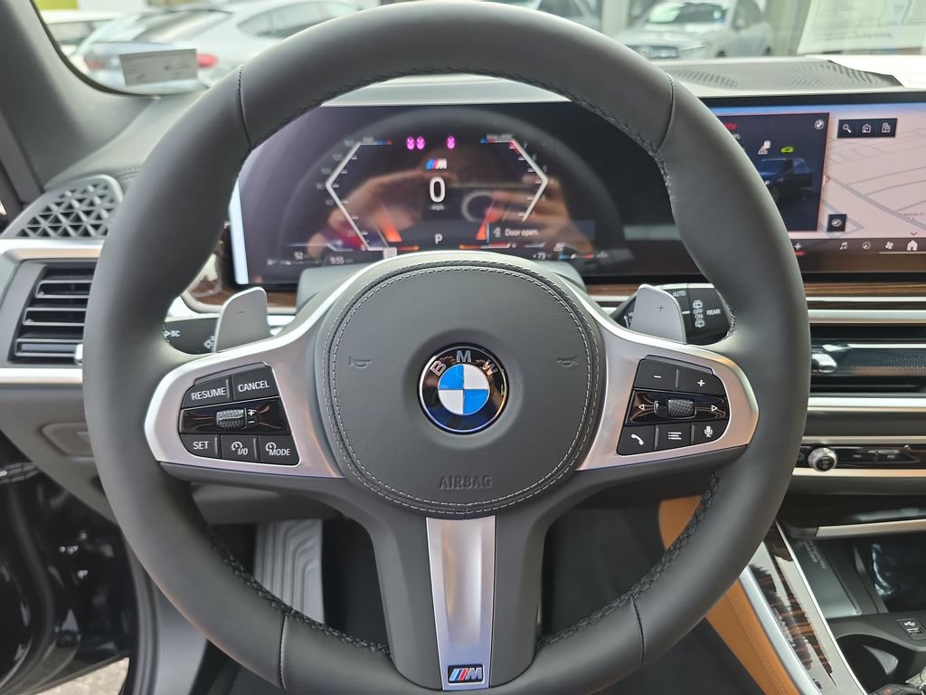New 2026 BMW X5 xDrive40i w/ M Sport Package AWD/4WD image 14