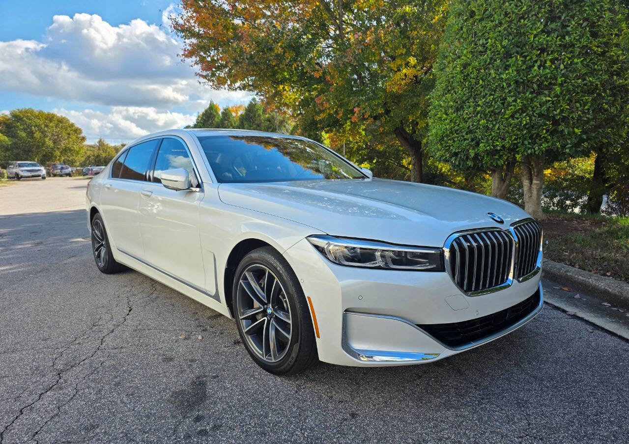 Used 2020 BMW 750i xDrive w/ Executive Package AWD/4WD image 7