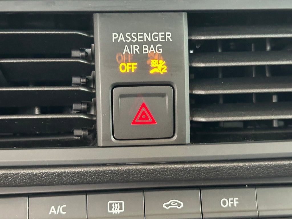 Used 2022 Volkswagen Jetta S image 34