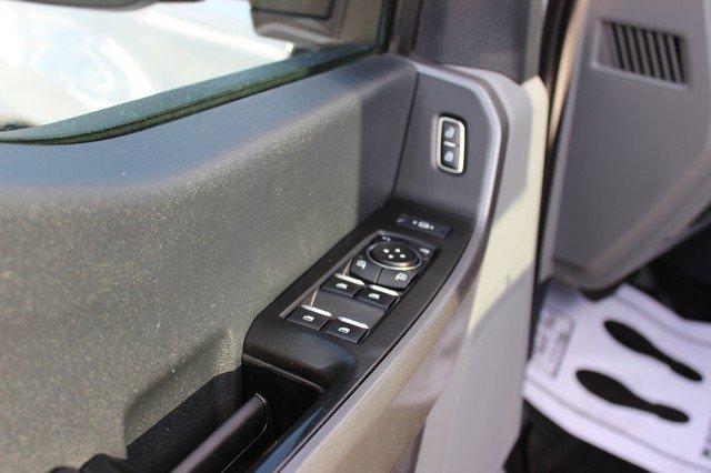 Used 2025 Ford F250 XLT w/ FX4 Off-Road Package AWD/4WD image 8