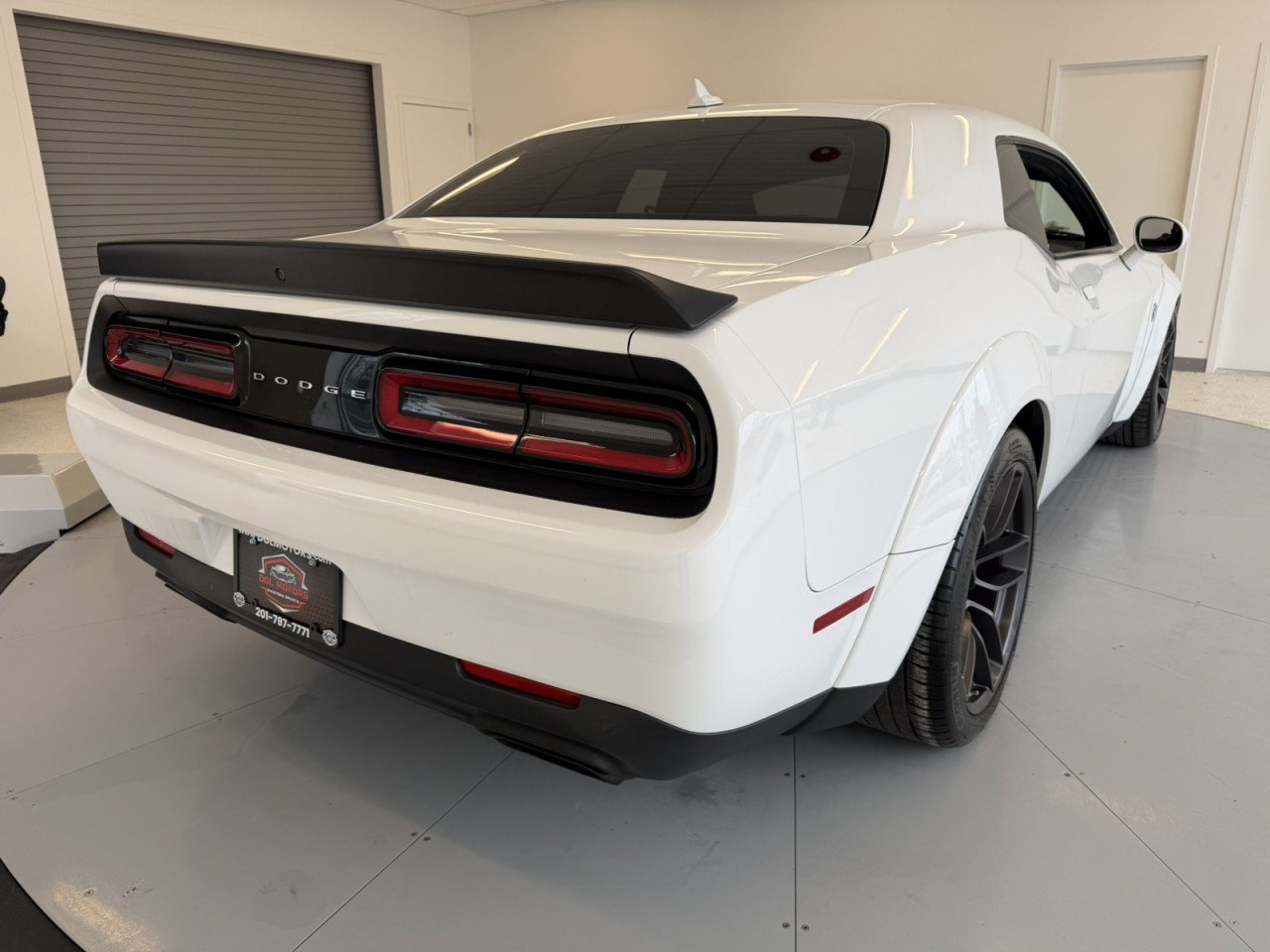 Used 2018 Dodge Challenger SRT Hellcat image 63