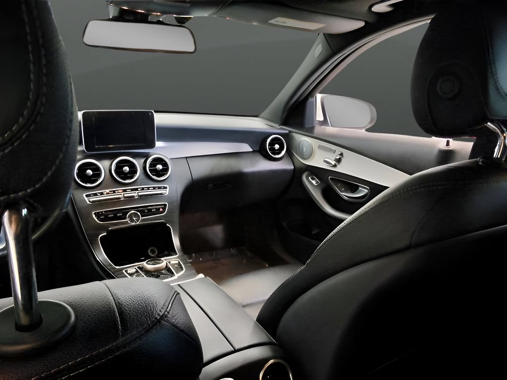 Used 2018 Mercedes-Benz C 300 4MATIC Sedan w/ Premium Package image 26