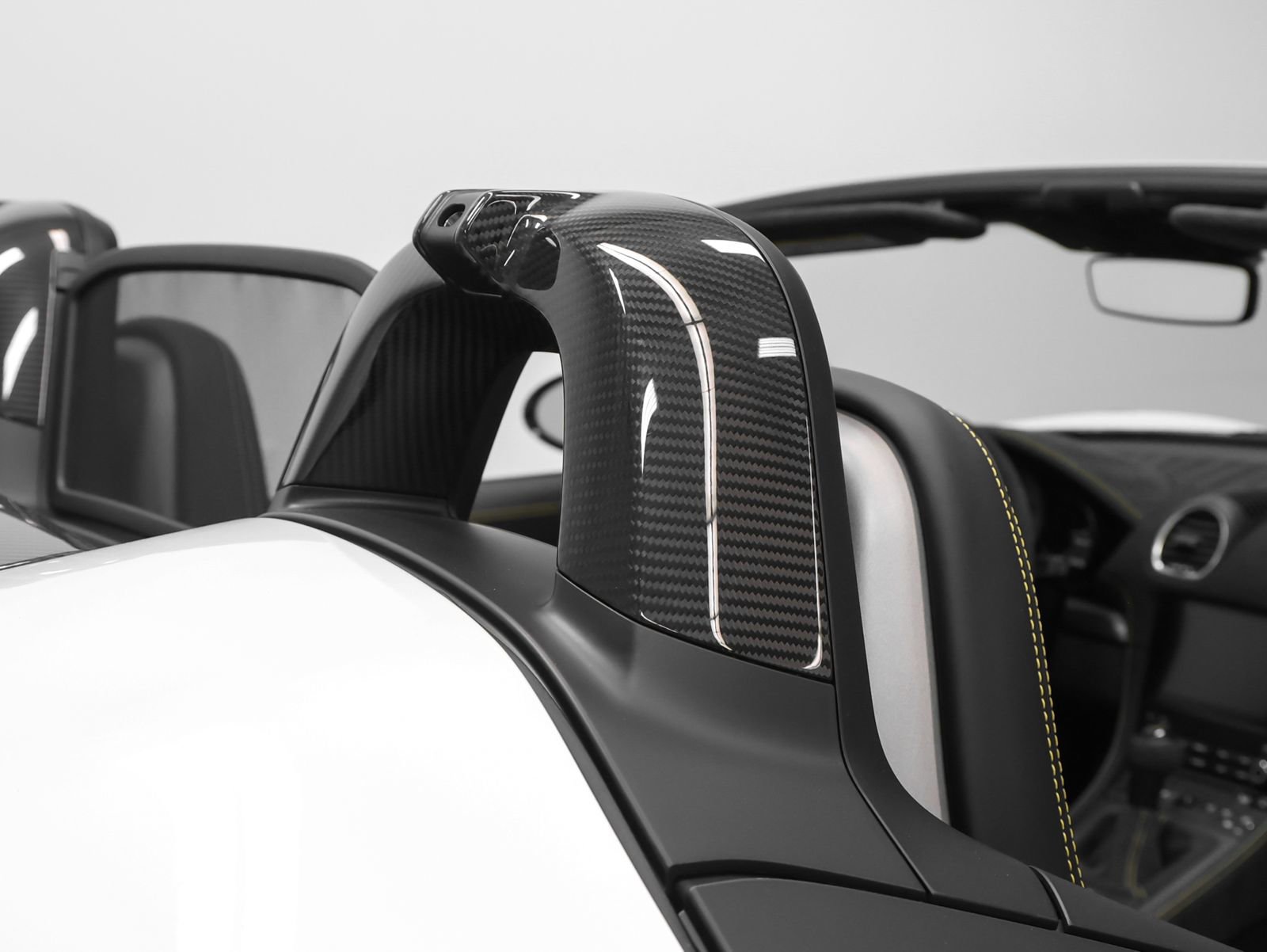 Certified 2025 Porsche 718 Boxster Spyder RS RWD image 19