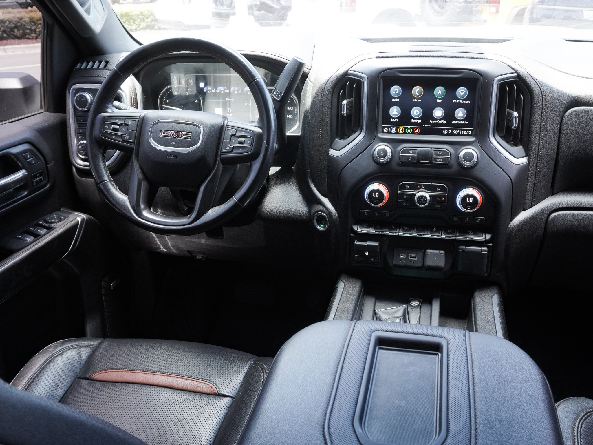 Used 2022 GMC Sierra 2500 AT4 w/ AT4 Premium Plus Package AWD/4WD image 26