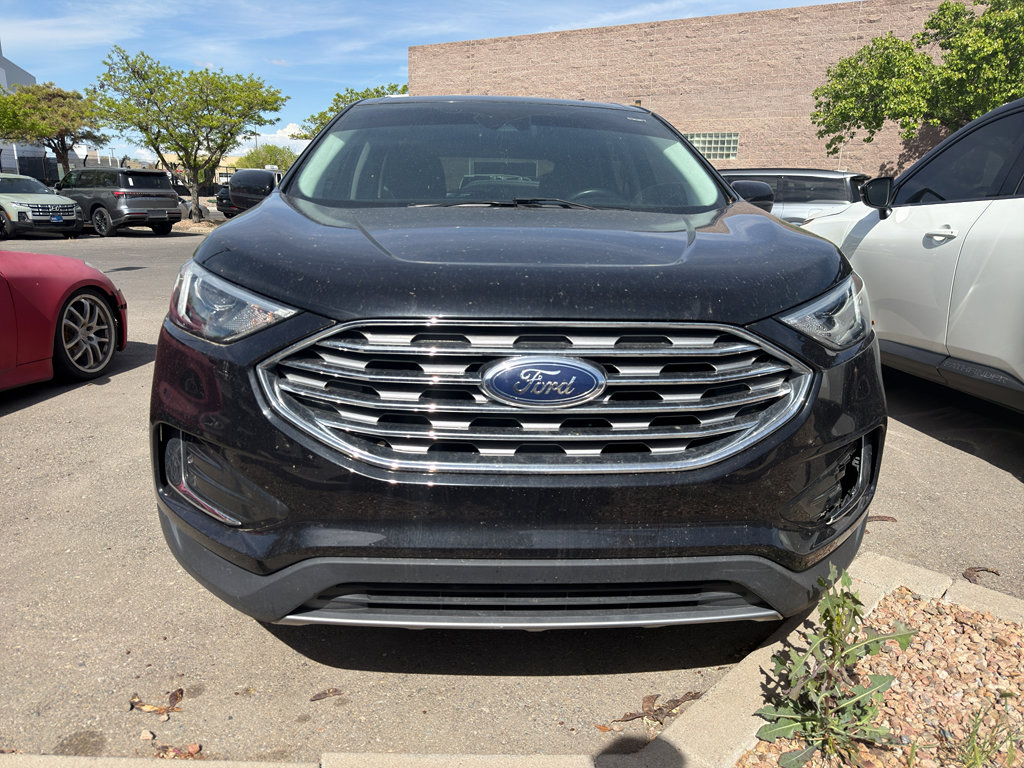 Used 2022 Ford Edge SEL image 2