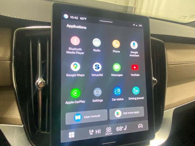 Used 2025 Volvo XC90 B6 Plus image 19