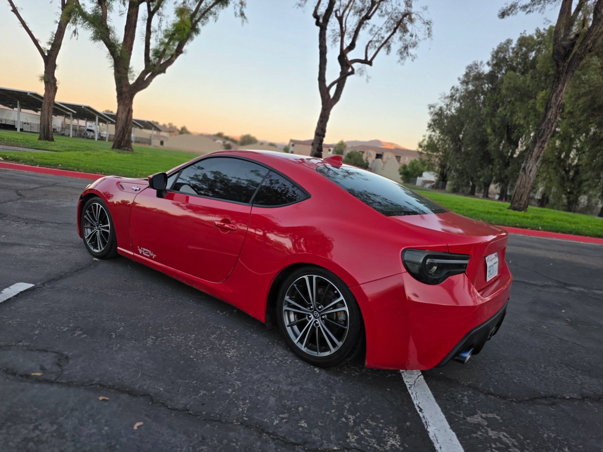 Used 2016 Scion FR-S RWD image 31