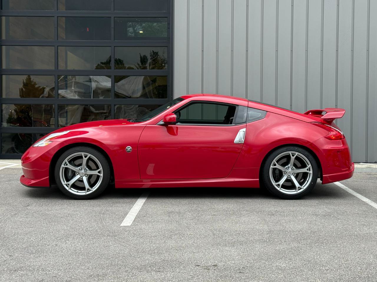 Used 2012 Nissan 370Z NISMO RWD image 8
