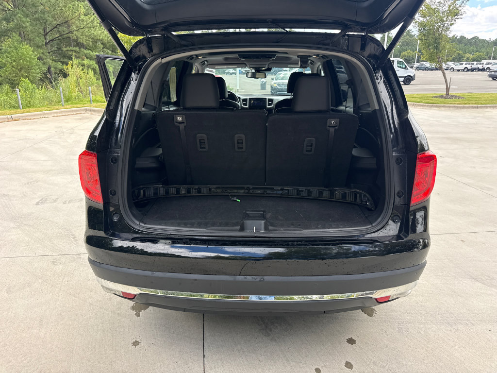 Used 2017 Honda Pilot Elite image 32