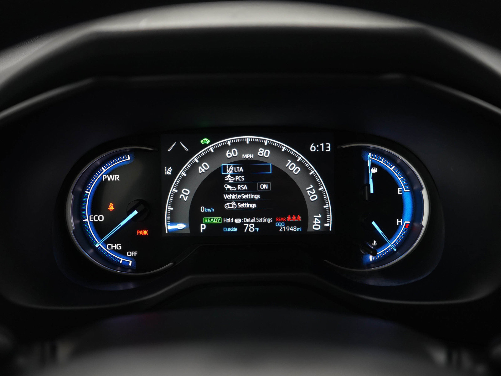 Used 2025 Toyota RAV4 LE AWD/4WD image 23