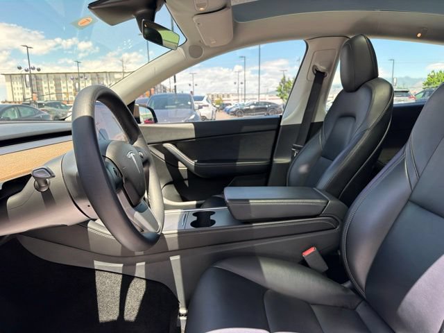 Used 2022 Tesla Model Y Performance AWD/4WD image 23