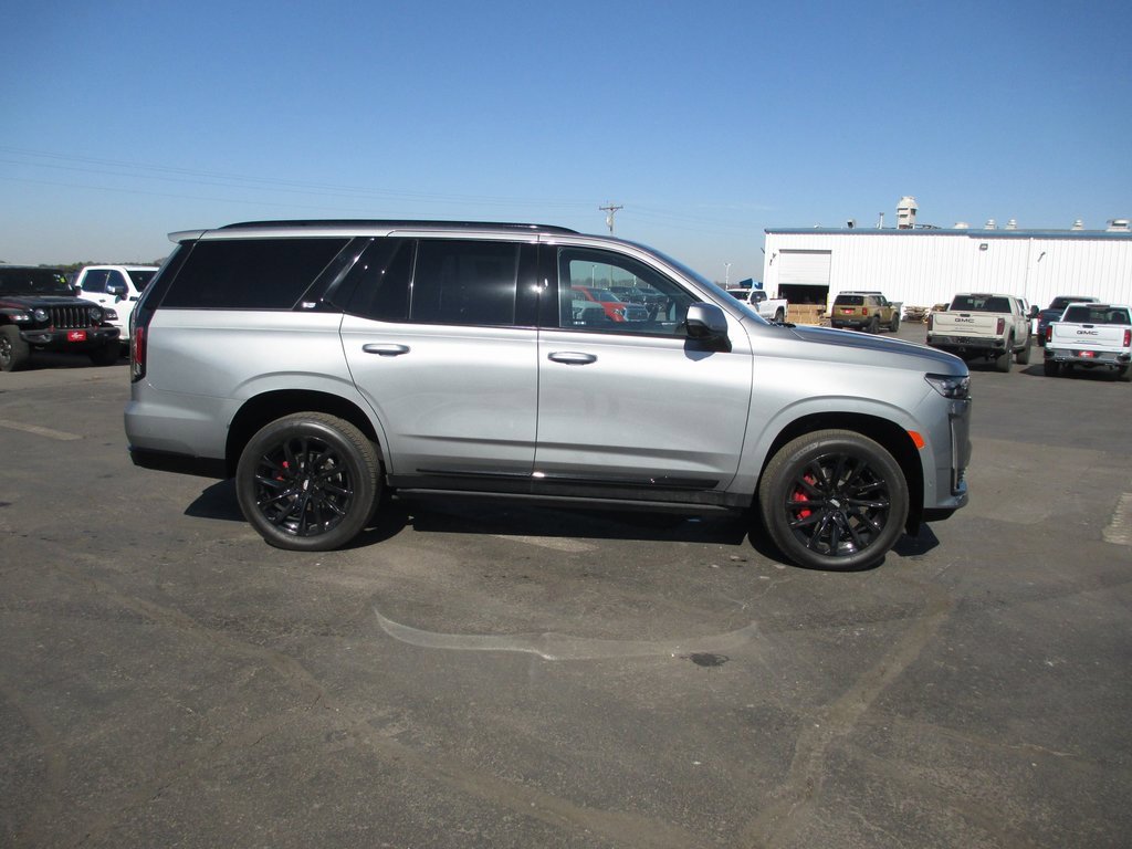 Used 2024 Cadillac Escalade Sport w/ LPO, ONYX Package image 5