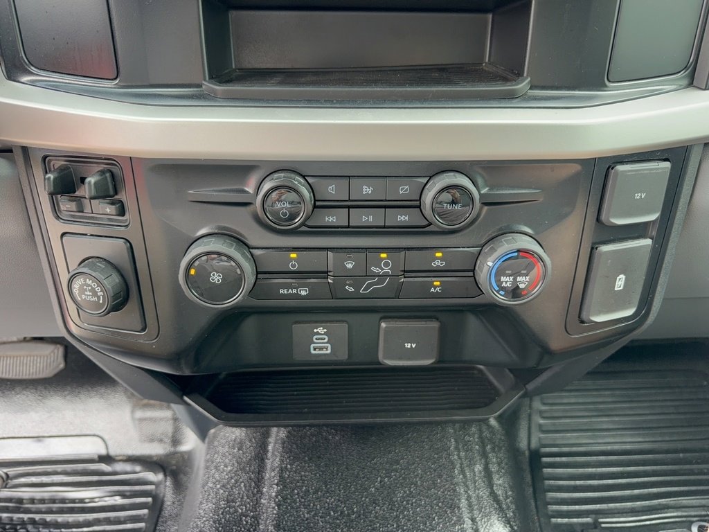 Certified 2024 Ford F350 XL w/ XL Chrome Package image 24