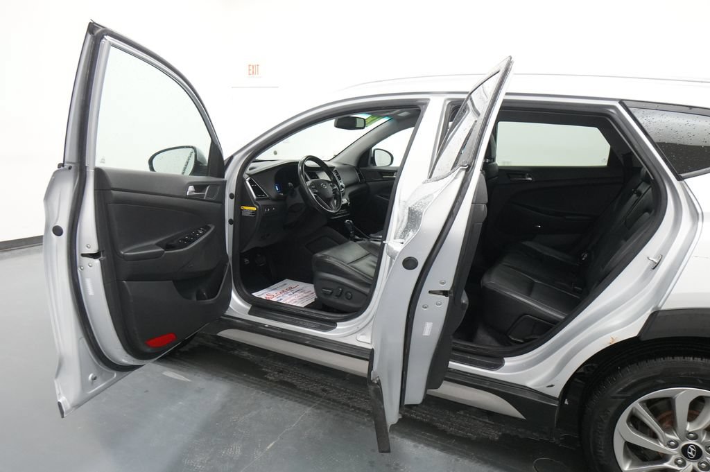 Used 2018 Hyundai Tucson SEL Plus AWD/4WD image 18