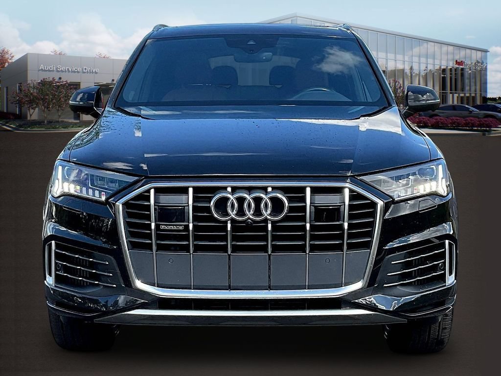 Used 2023 Audi Q7 3.0T Premium Plus w/ Premium Plus Package AWD/4WD image 2