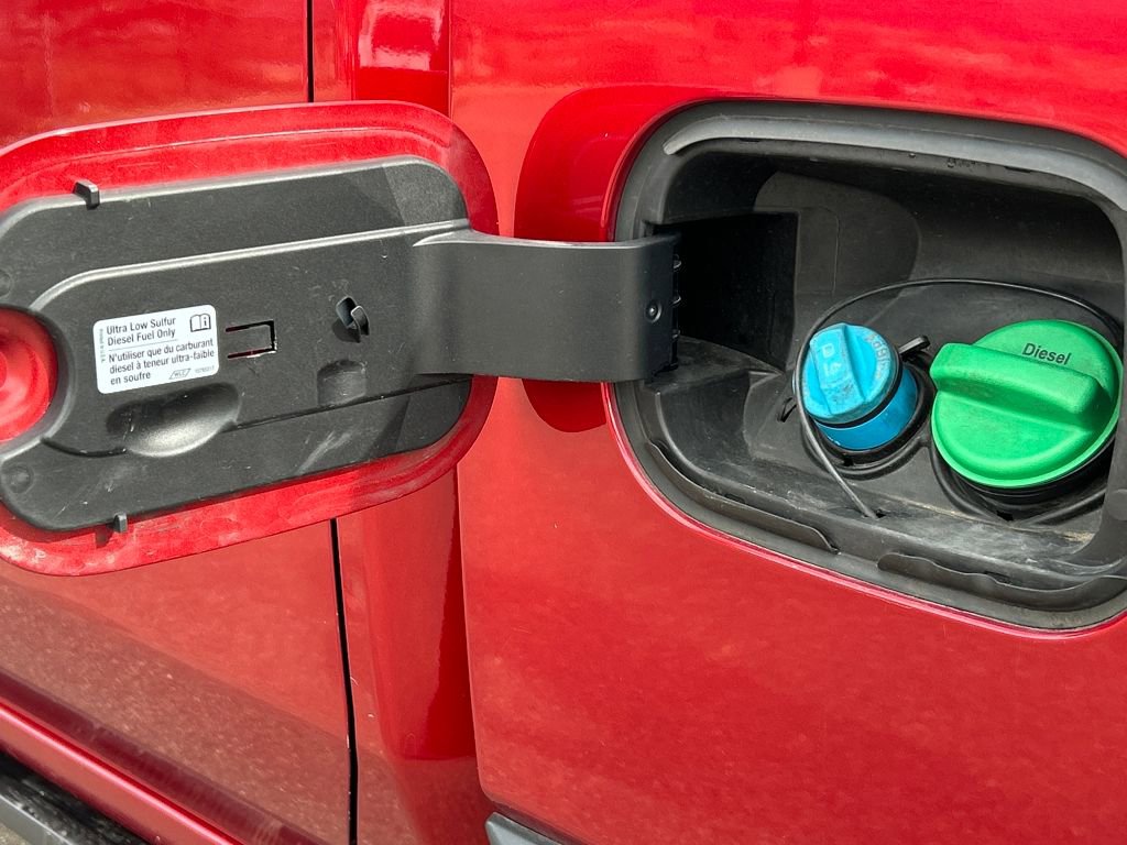 Used 2021 GMC Sierra 2500 AT4 w/ AT4 Premium Plus Package image 25