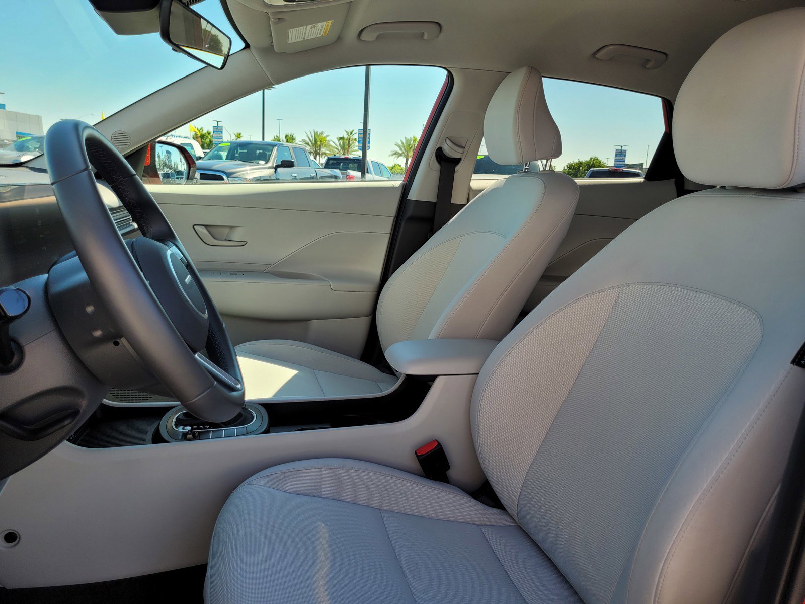 Used 2025 Hyundai Kona SEL FWD image 10