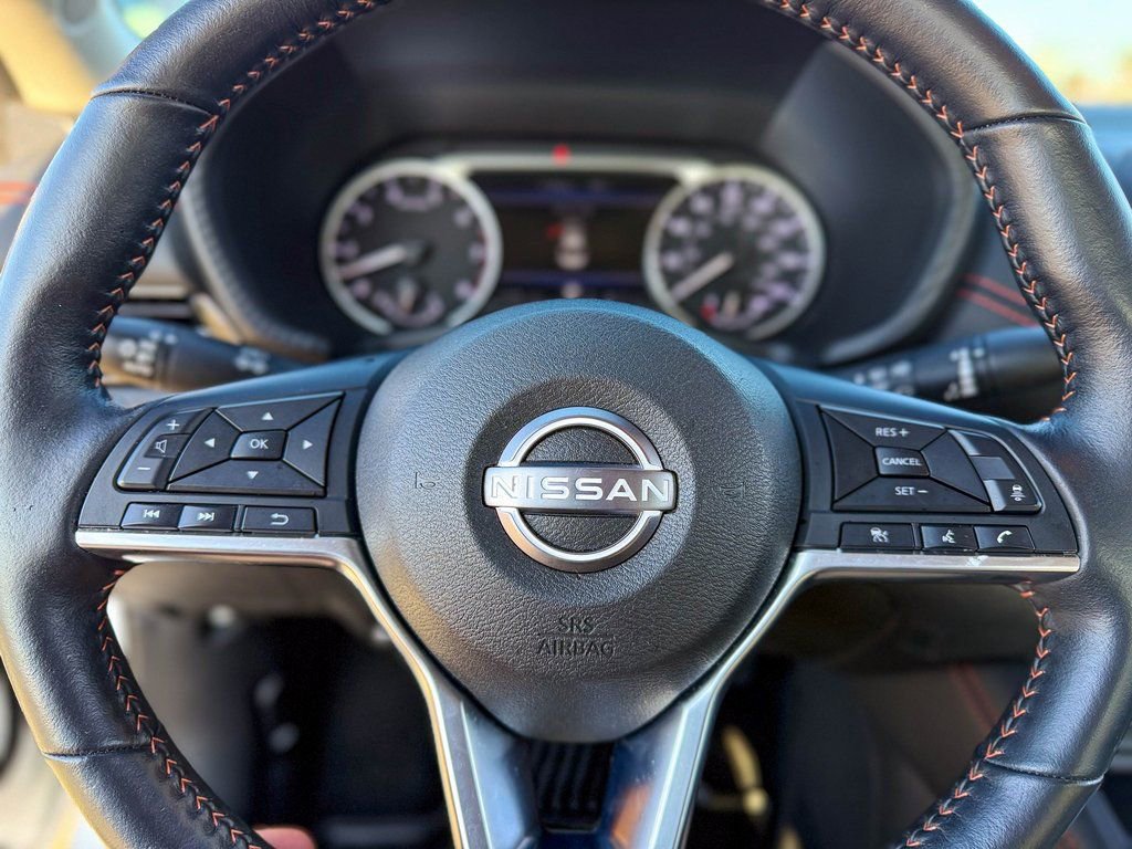 Used 2025 Nissan Sentra SR w/ SR Premium Package image 27