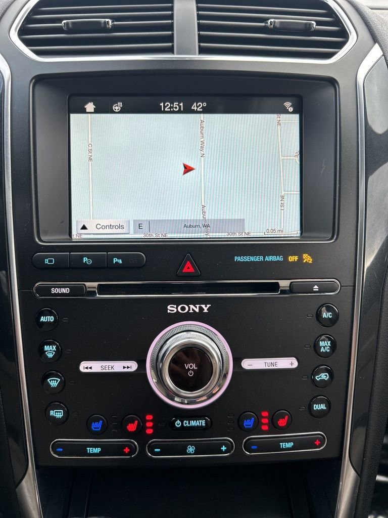 Used 2018 Ford Explorer Limited w/ Equipment Group 301A image 18