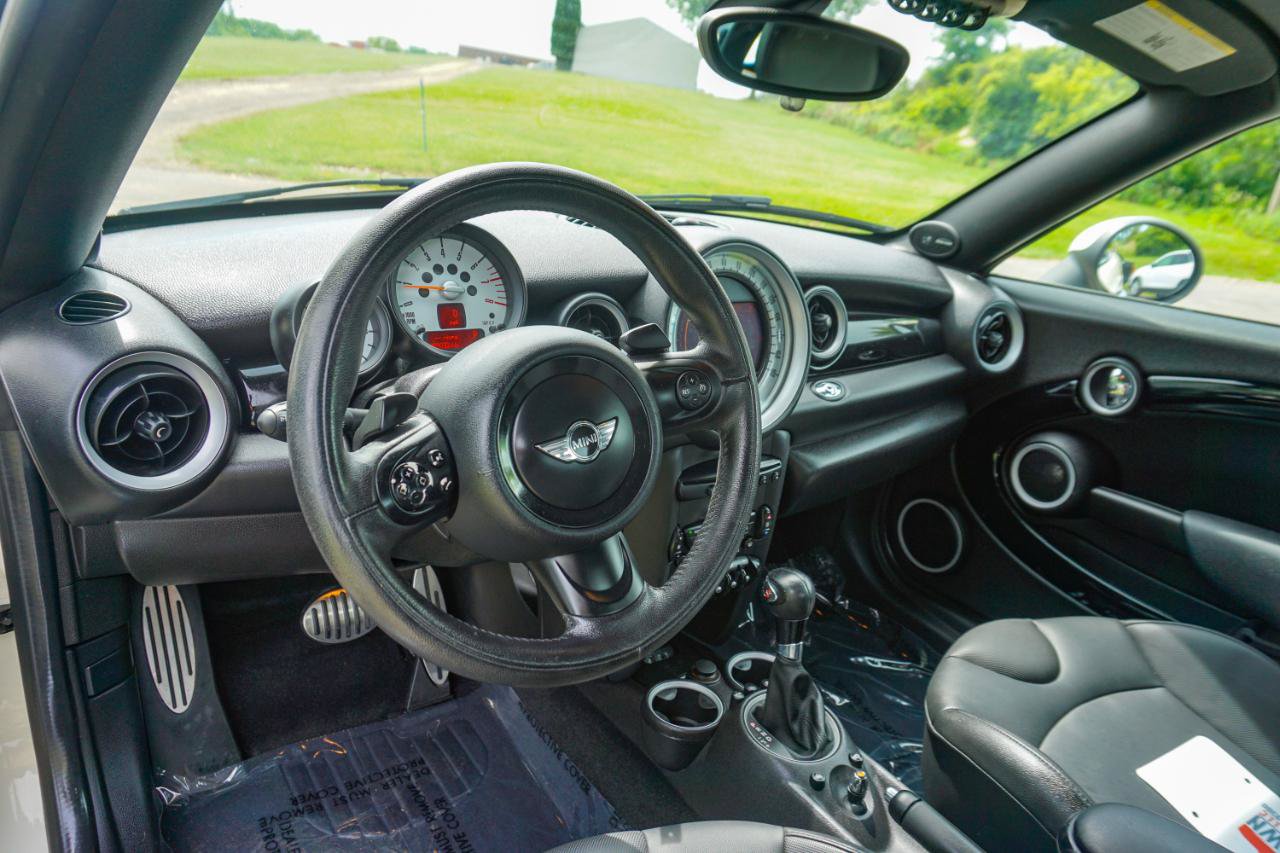 Used 2014 MINI Cooper Roadster S FWD image 11