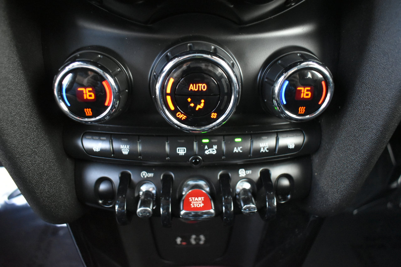 Used 2015 MINI Cooper S image 19