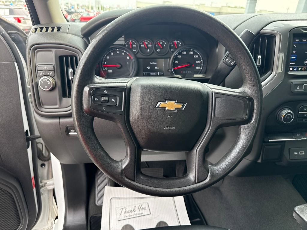 Used 2021 Chevrolet Silverado 1500 Custom image 18