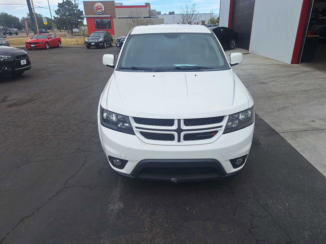 Used 2016 Dodge Journey R/T w/ Driver Convenience Group FWD image 11