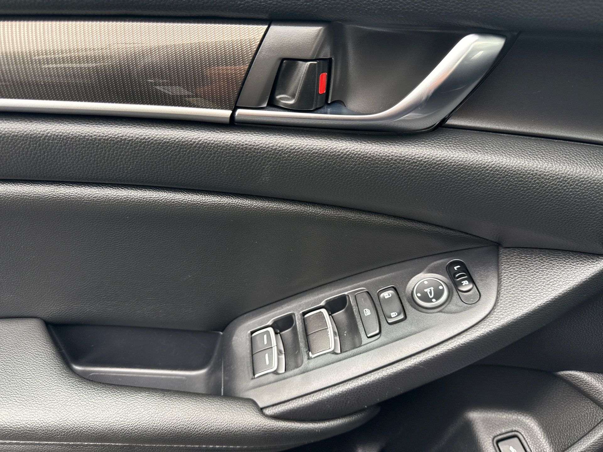 Used 2020 Honda Accord Sport image 22