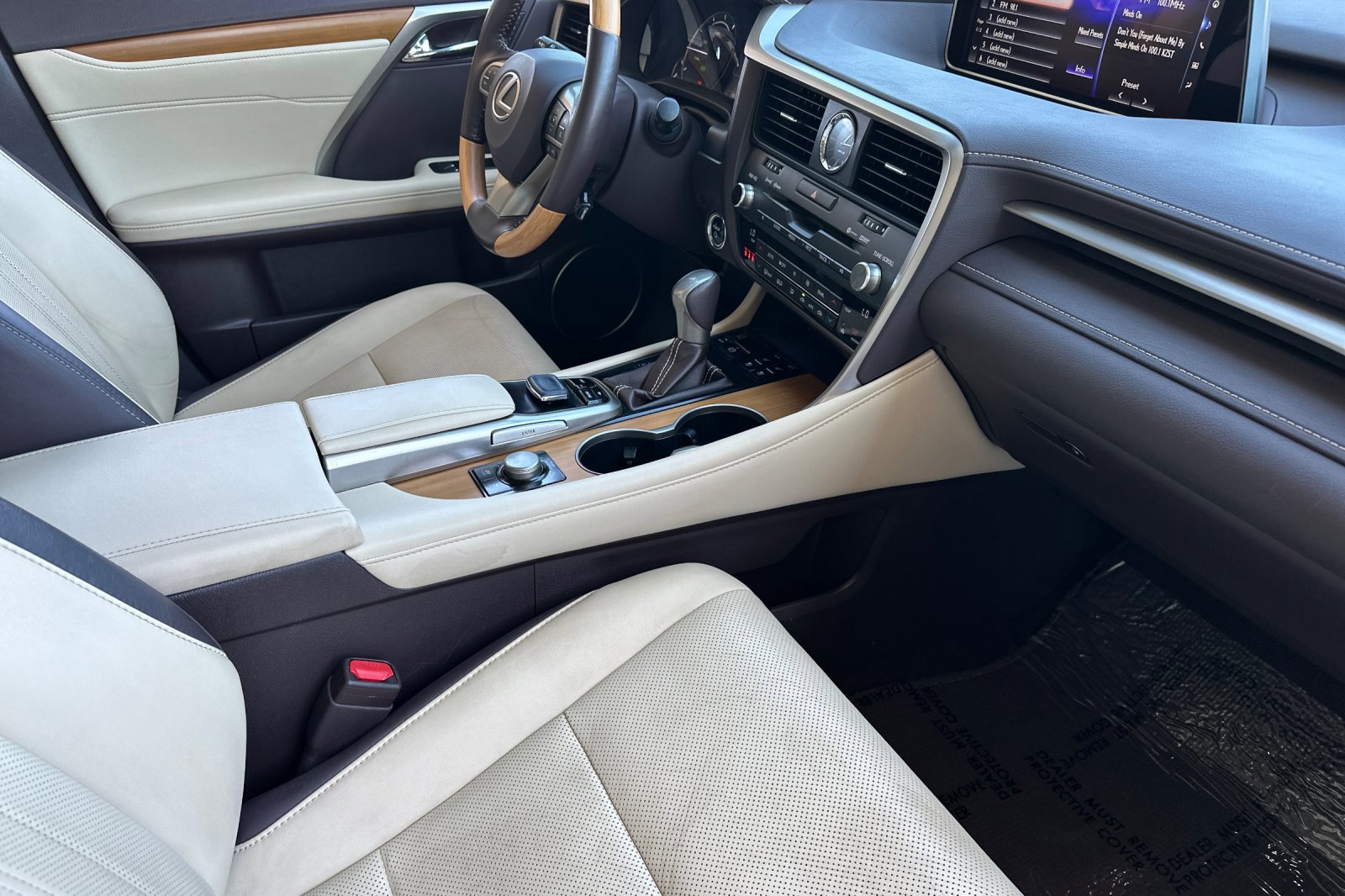 Used 2018 Lexus RX 450h RX 450h w/ Premium Package image 16