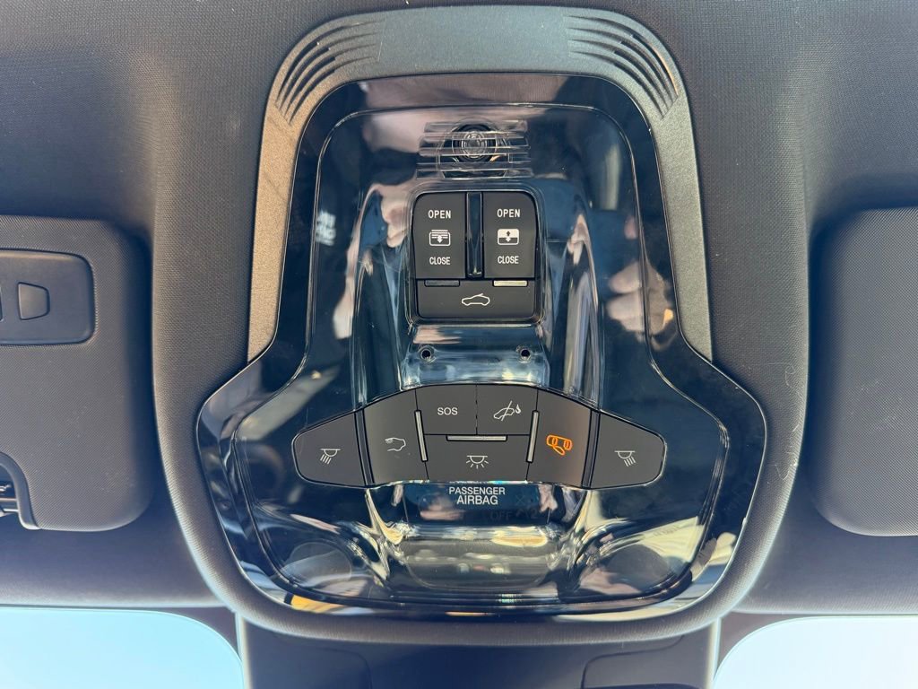 Used 2024 Alfa Romeo Giulia Ti image 31