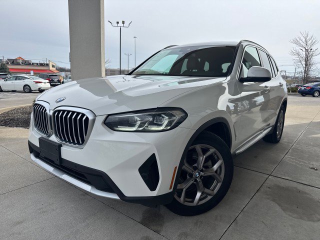 Used 2023 BMW X3 xDrive30i AWD/4WD image 2