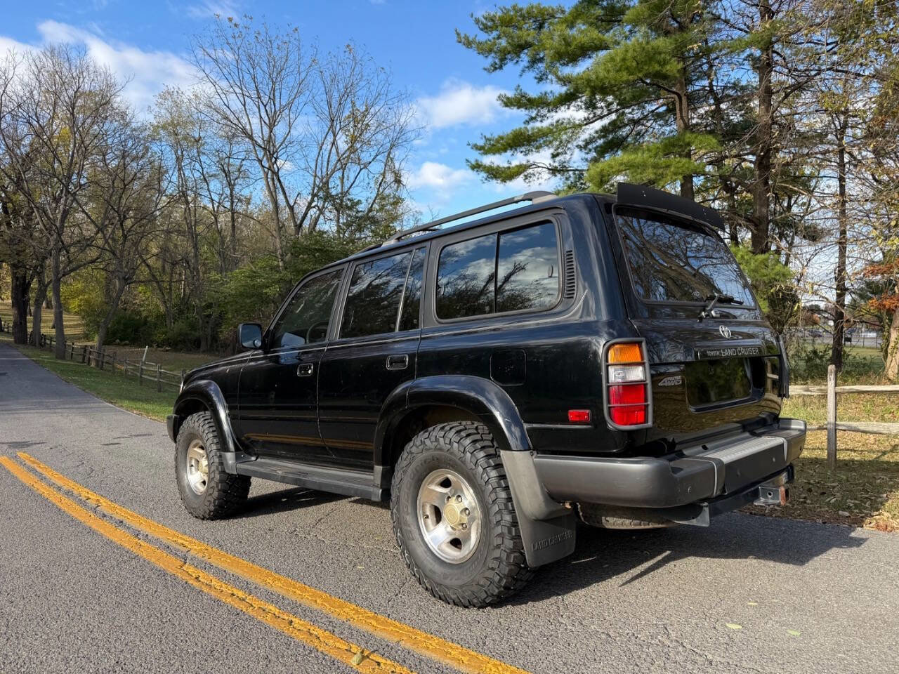 Used 1997 Toyota Land Cruiser image 25