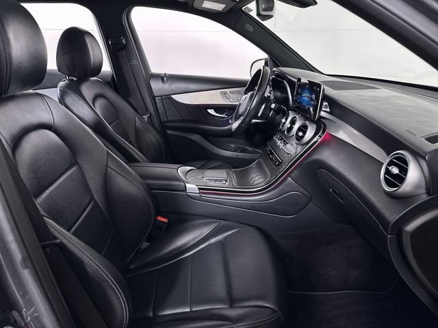 Used 2021 Mercedes-Benz GLC 300 image 29