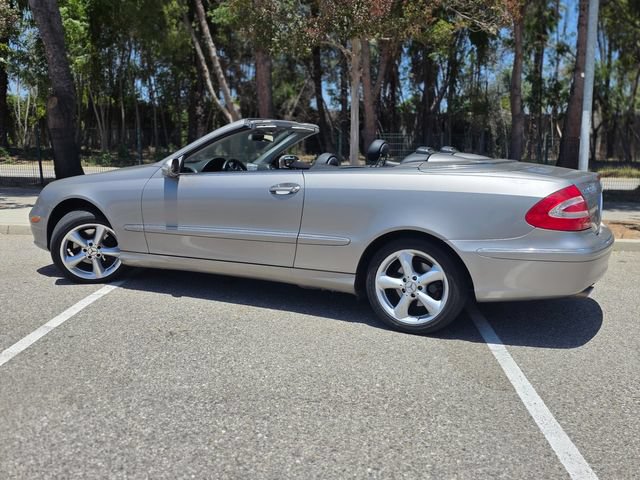 Used 2005 Mercedes-Benz CLK 320 Cabriolet image 17